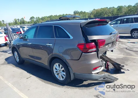 2019 Kia Sorento 2.4L Lx из США, поврежденный, VIN 5XYPG4A39KG561255
